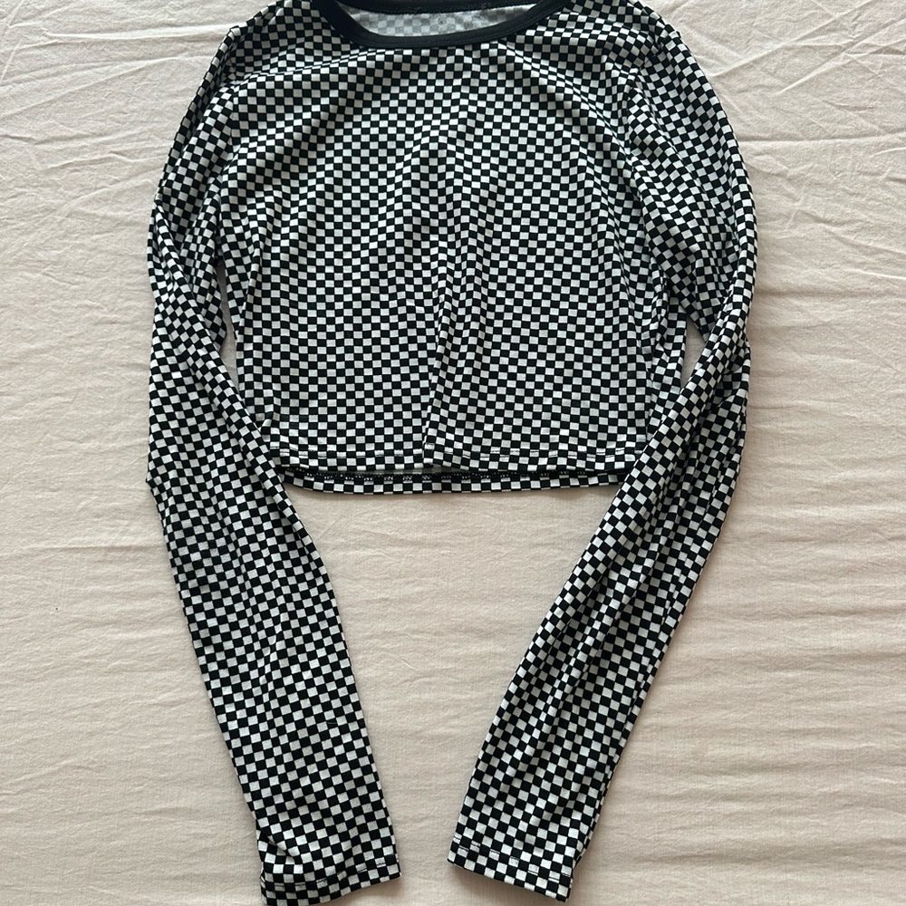Forever 21 Black and White Checkered Crop Top
